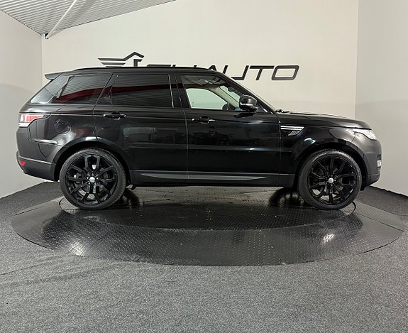 Land Rover Range Rover Sport 5 of 5
