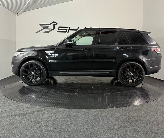 Land Rover Range Rover Sport 9 of 21