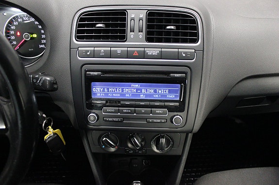 Volkswagen Polo 16 of 20