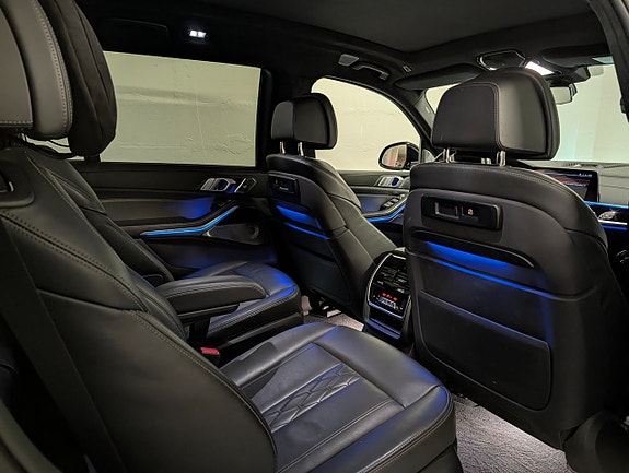 BMW X7 21 of 25