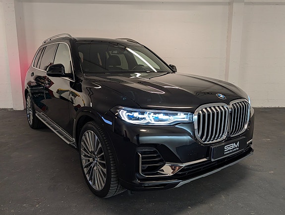 BMW X7 23 of 25