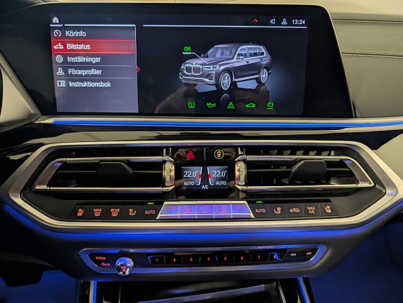 BMW X7 8 of 25