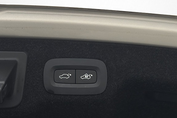 Volvo S90 30 of 30