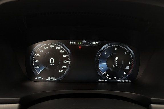 Volvo S90 14 of 30
