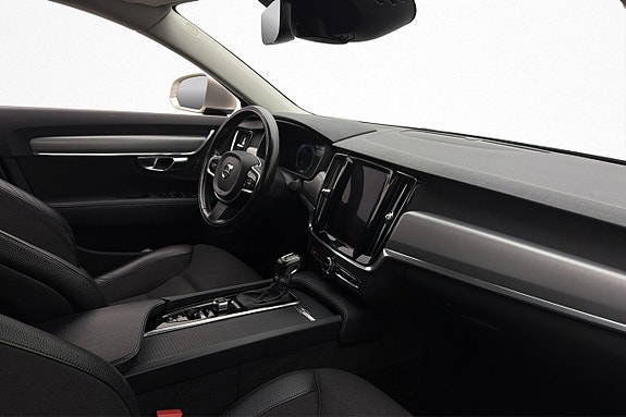 Volvo S90 26 of 30
