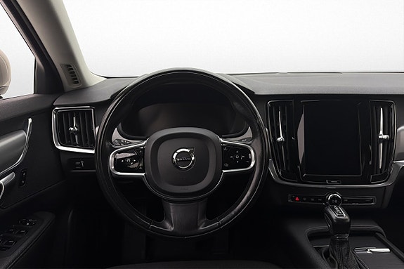 Volvo S90 12 of 30