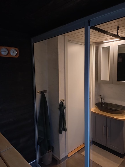 Husbåt för åretruntboende/stadsnära Falun 21 of 30