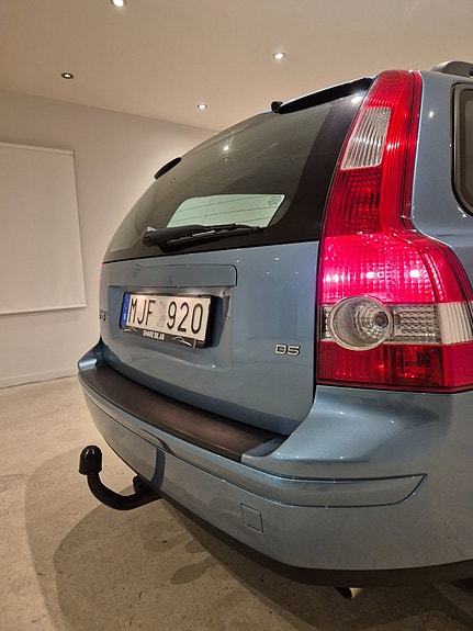 Volvo V50 8 of 17