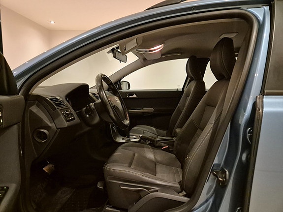 Volvo V50 11 of 17
