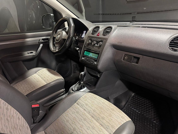 Volkswagen Caddy Maxi 18 of 18