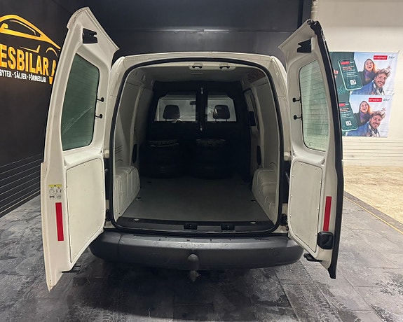 Volkswagen Caddy Maxi 11 of 18