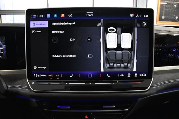 Volkswagen Passat 19 of 28
