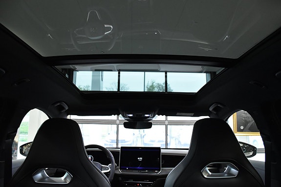 Volkswagen Passat 24 of 28