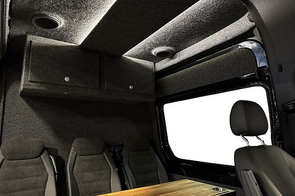 Mercedes-Benz Sprinter 319 10 of 27