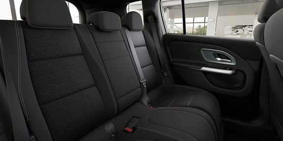 Mercedes-Benz GLB350 8 of 8