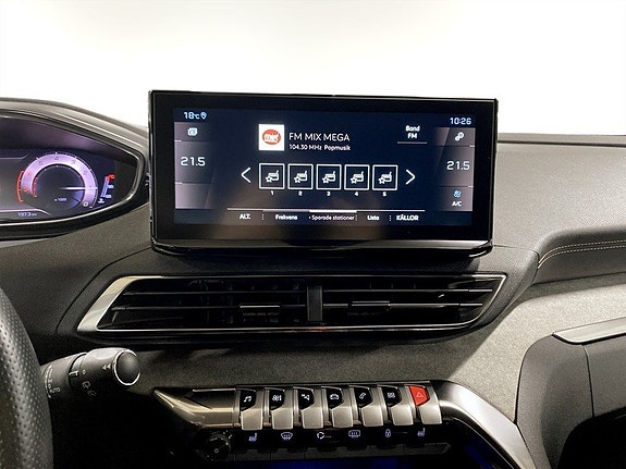 Peugeot 5008 10 of 16
