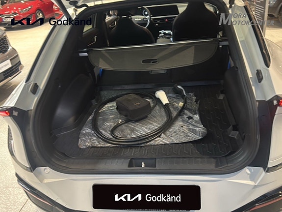 Kia EV6 13 of 13