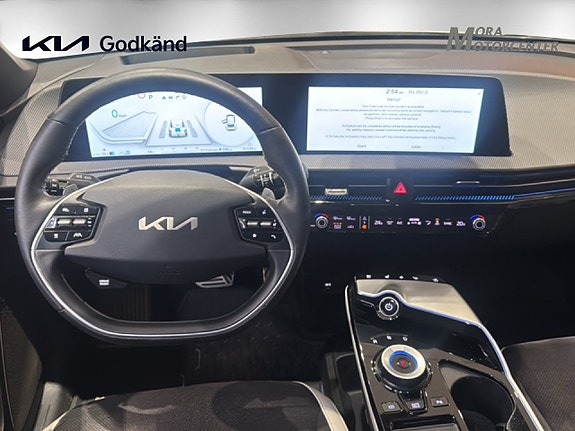 Kia EV6 7 of 13