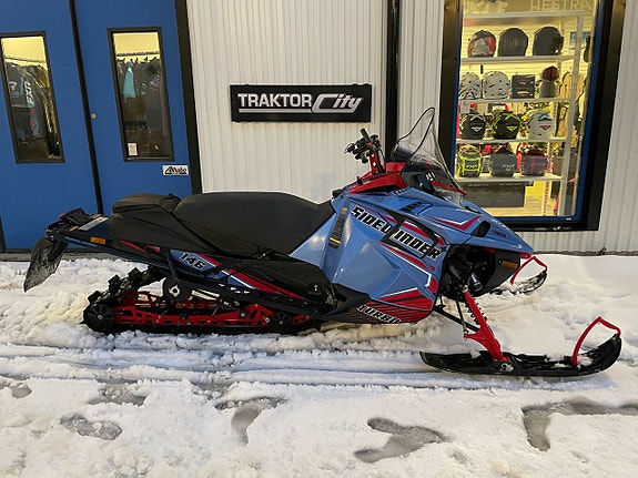 Yamaha SIDEWINDER XTX 146" SE