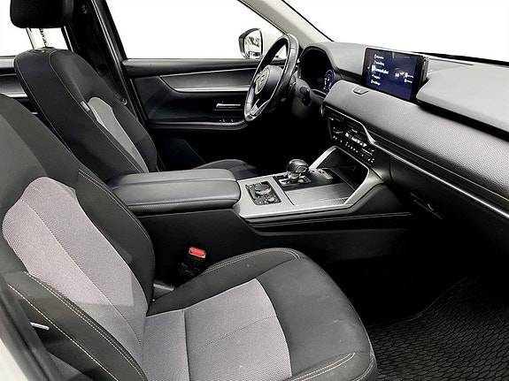 Mazda CX-60 14 of 18