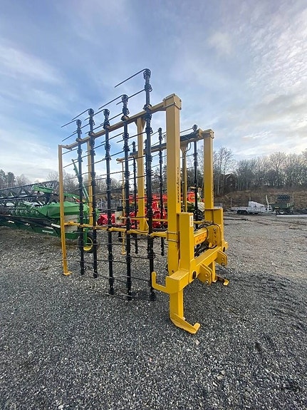 Claydon Straw Harrow