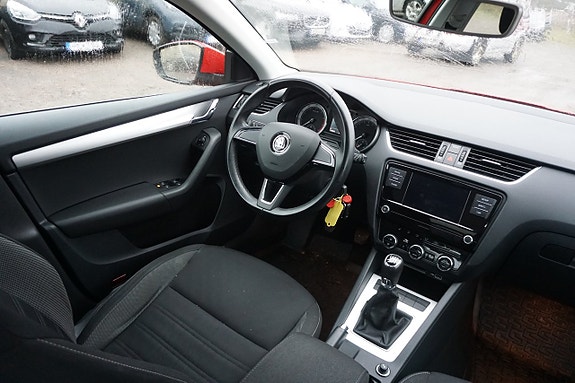 Skoda Octavia 5 of 5