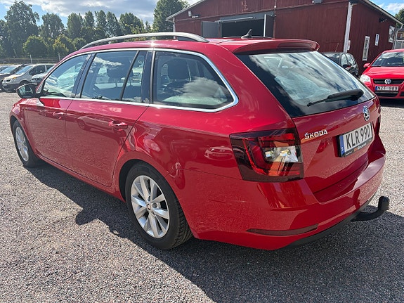 Skoda Octavia 4 of 10