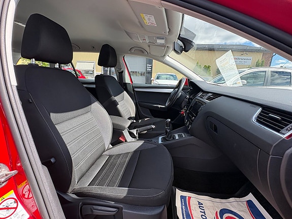 Skoda Octavia 6 of 10