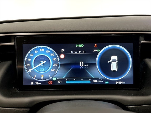 Hyundai Tucson 8 of 17