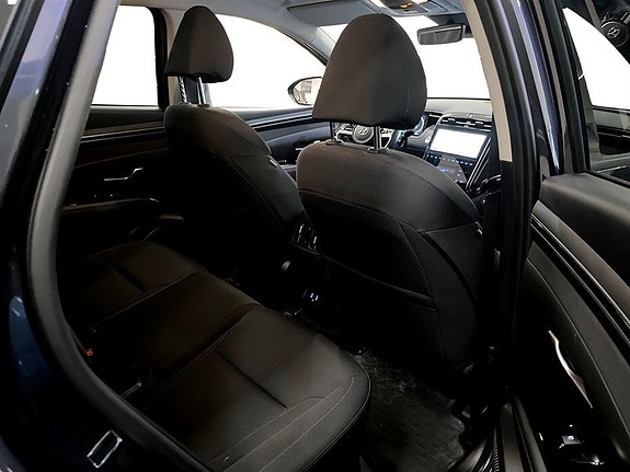 Hyundai Tucson 13 of 17