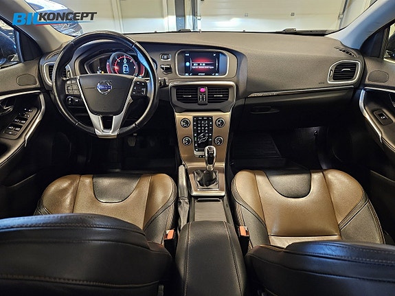 Volvo V40 Cross Country 19 of 20