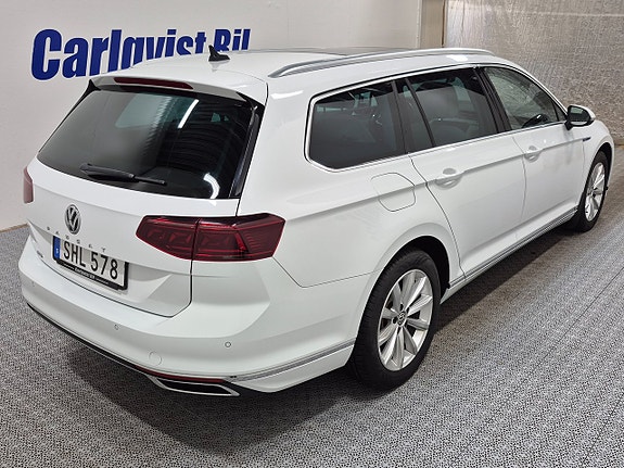 Volkswagen Passat 4 of 5