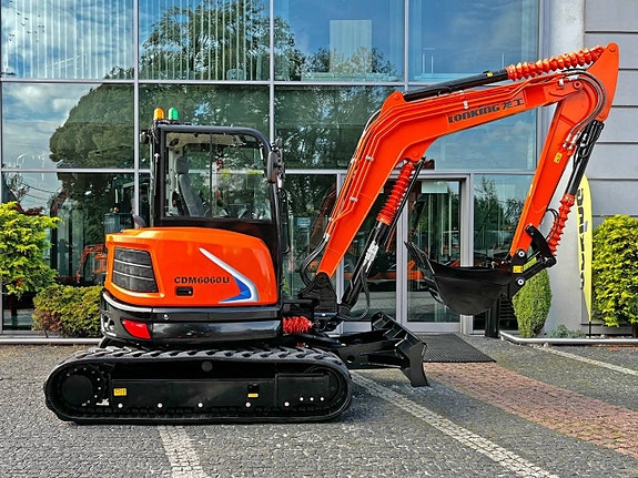 Lonking ECX60U Kubota Zerotail 5700kg minigrävare