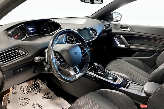 Peugeot 308 SW 5 of 5