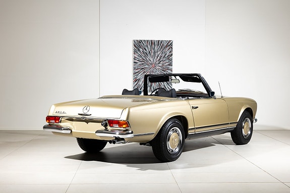 Mercedes-Benz 280 SL 6 of 20