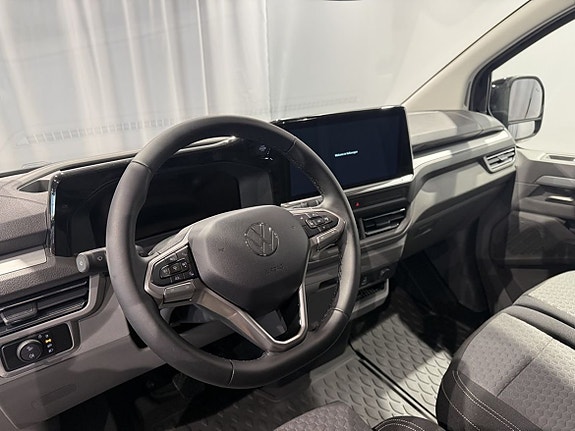 Volkswagen Transporter 11 of 15