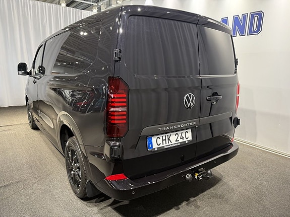 Volkswagen Transporter 4 of 5