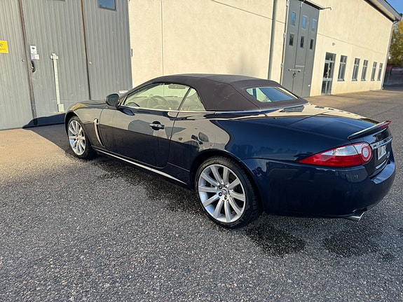 Jaguar XK 3 of 5