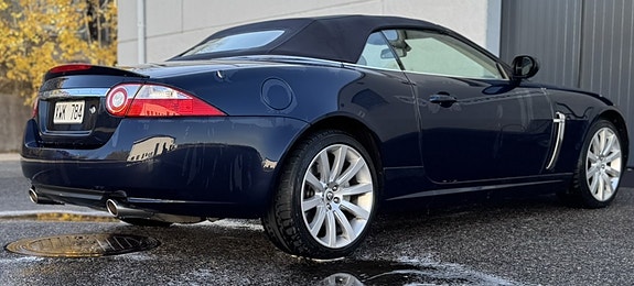 Jaguar XK 8 of 12