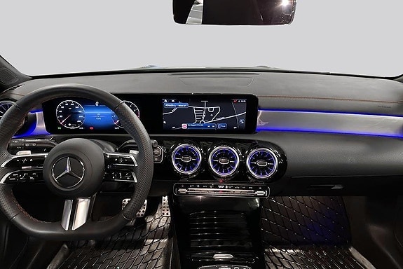Mercedes-Benz CLA200 7 of 19