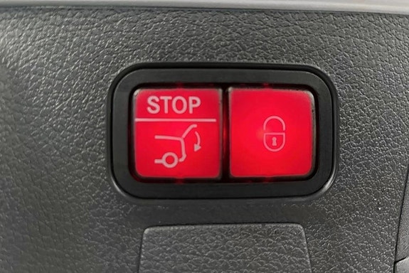 Mercedes-Benz CLA200 15 of 19