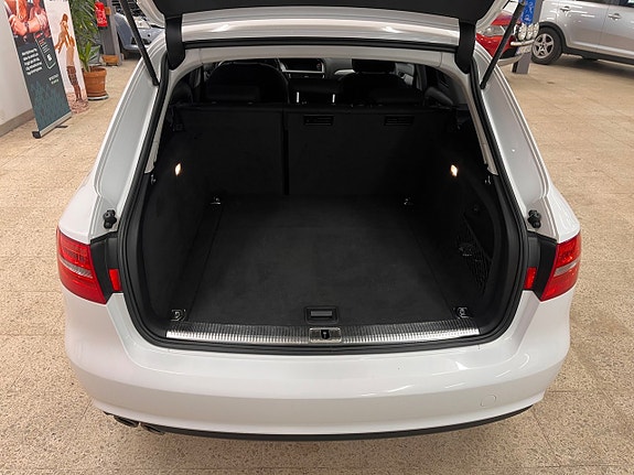 Audi A4 10 of 12