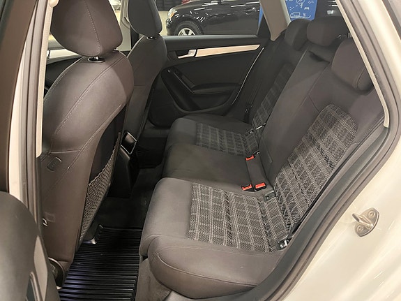 Audi A4 9 of 12