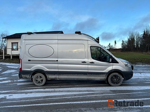 Ford Transit 3 of 5