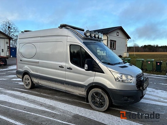 Ford Transit 2 of 5