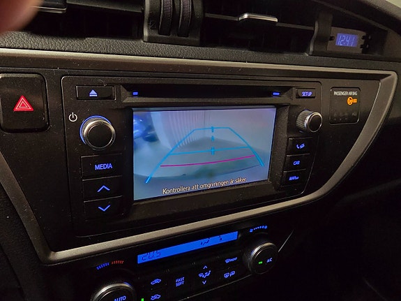 Toyota Auris 10 of 11