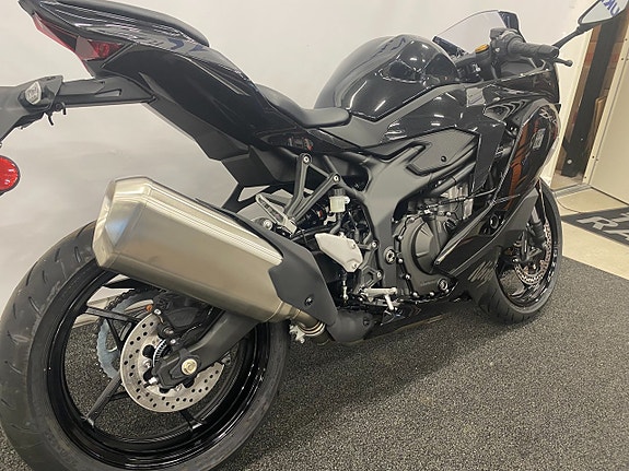 Kawasaki Ninja ZX-4R "Fabriksny hoj för omgående leverans" 4 of 5