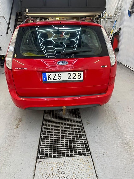 Ford Focus 4 of 5