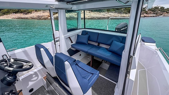 Axopar 29 XC Cross Cabin - 2024 29 of 30