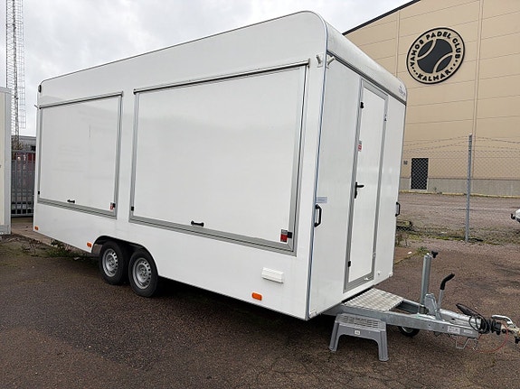 TOMPLAN -2023 Foodtruck via auktion